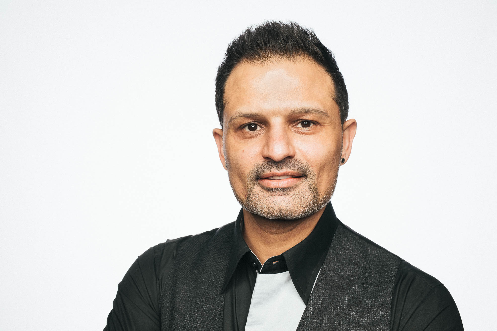 Export x3 Headshot  06369 Dez 01 2019 Headshots 2019  Miro Nicole Nadine 2